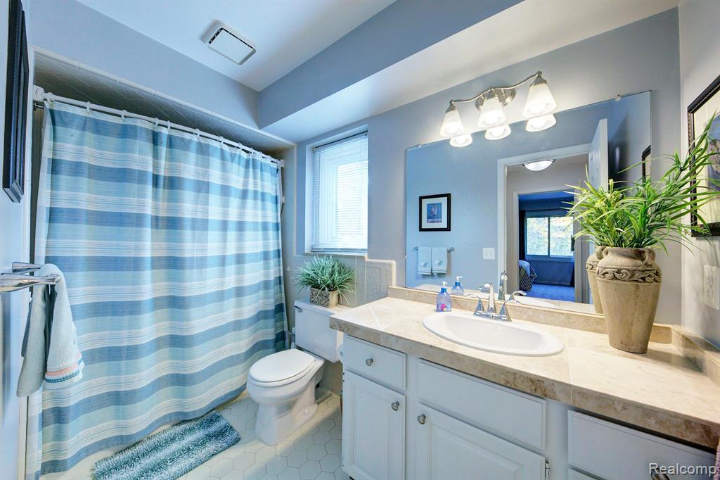 46821 ELMSMERE Drive, Northville, MI 48167 — Photo 44