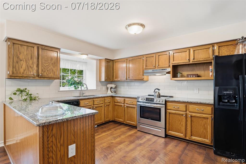 6574 Marshall Street, Canton, MI 48187 — Photo 14