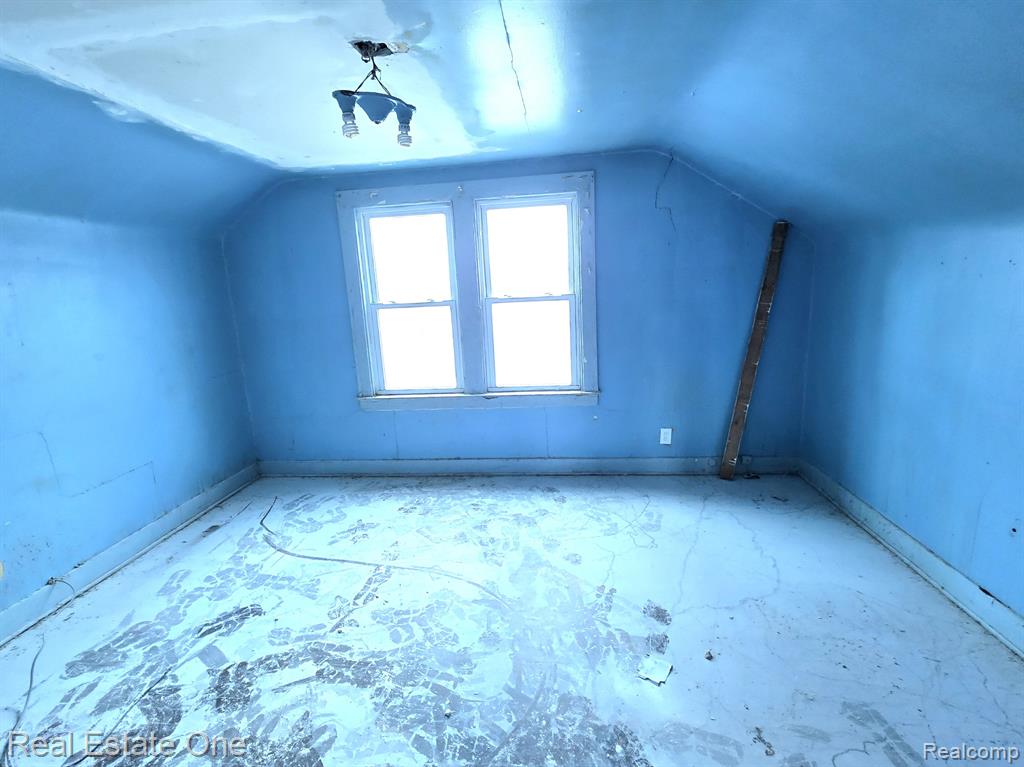10259 W FORT Street, Detroit, MI 48209 — Photo 10