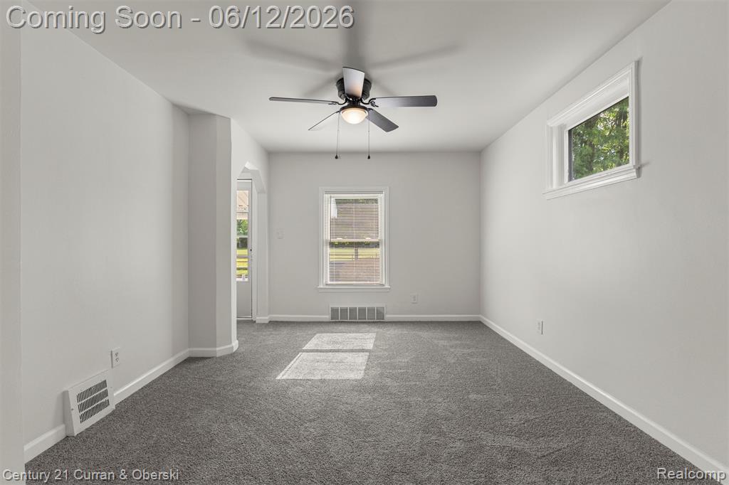 6719 Parkland Street, Dearborn Heights, MI 48127 — Photo 2