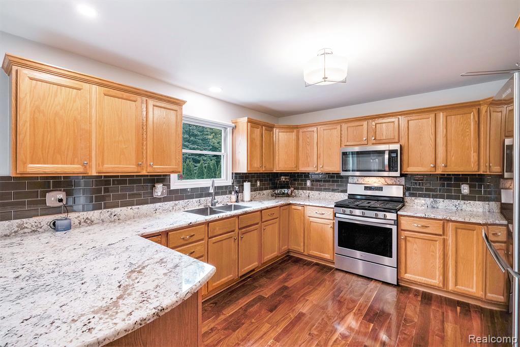 8175 Boulder Drive, Davison, MI 48423 — Photo 8