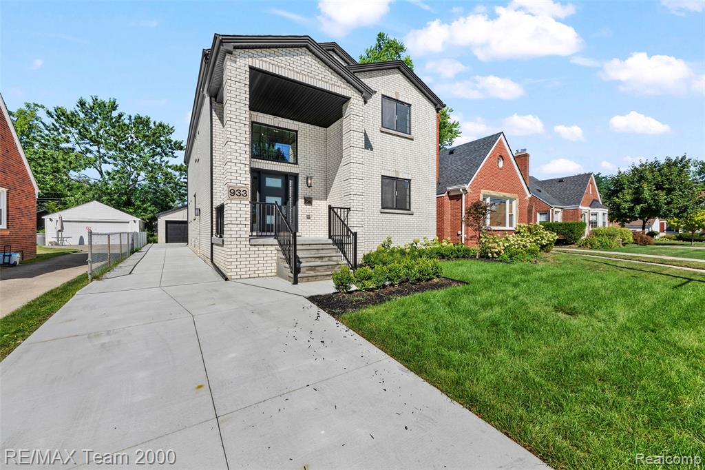 933 N Highland Street, Dearborn, MI 48128 — Photo 4