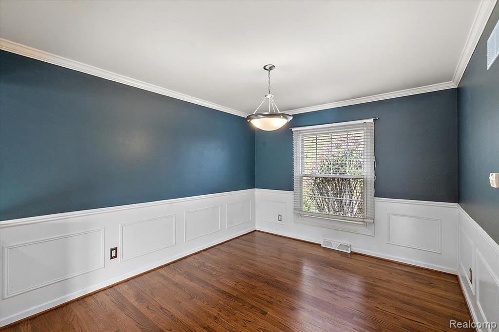16490 OLD BEDFORD Road, Northville, MI 48168 — Photo 12