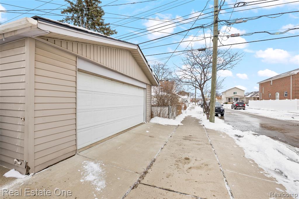 7000 Steadman Street, Dearborn, MI 48126 — Photo 8