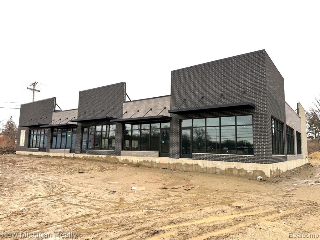 24908 Lahser, Southfield, MI 48075