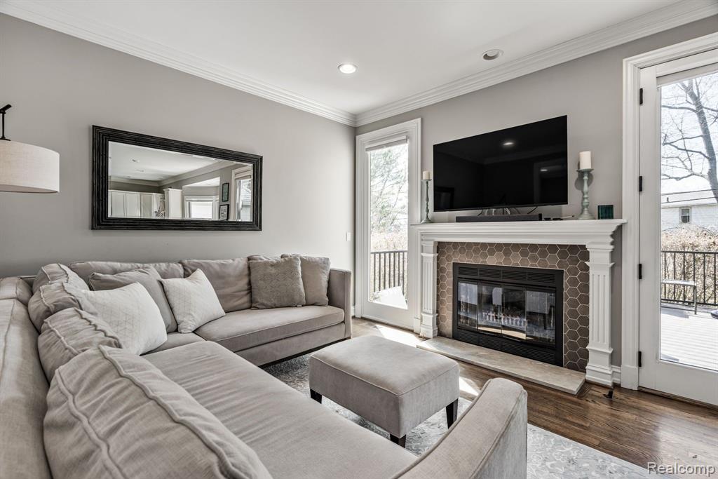 411 CHERRY TREE Lane, Rochester Hills, MI 48306 — Photo 6