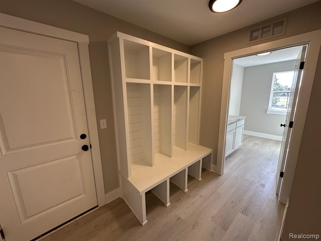 4602 ORVILLE Drive, Trenton, MI 48183 — Photo 13