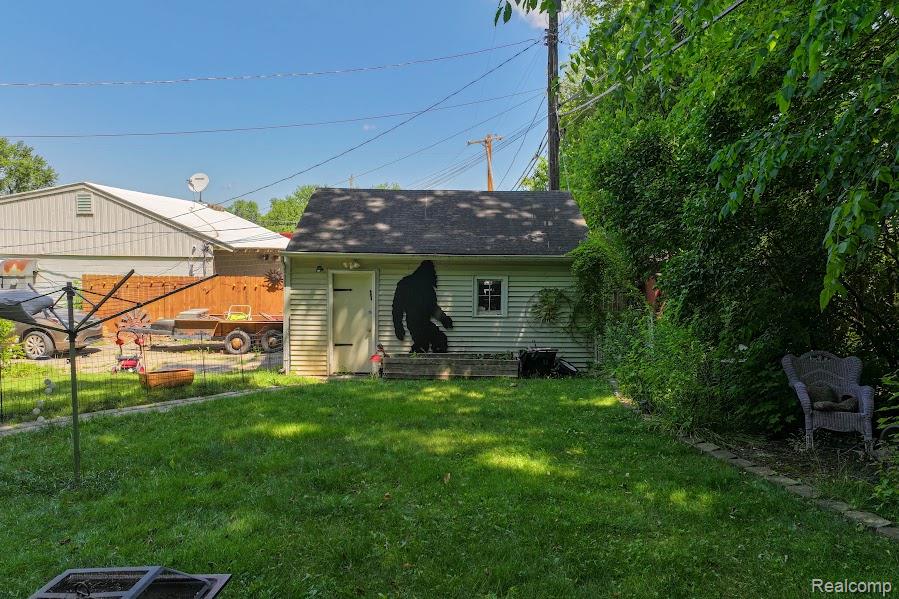 580 N Almont Avenue, Imlay City, MI 48444 — Photo 10