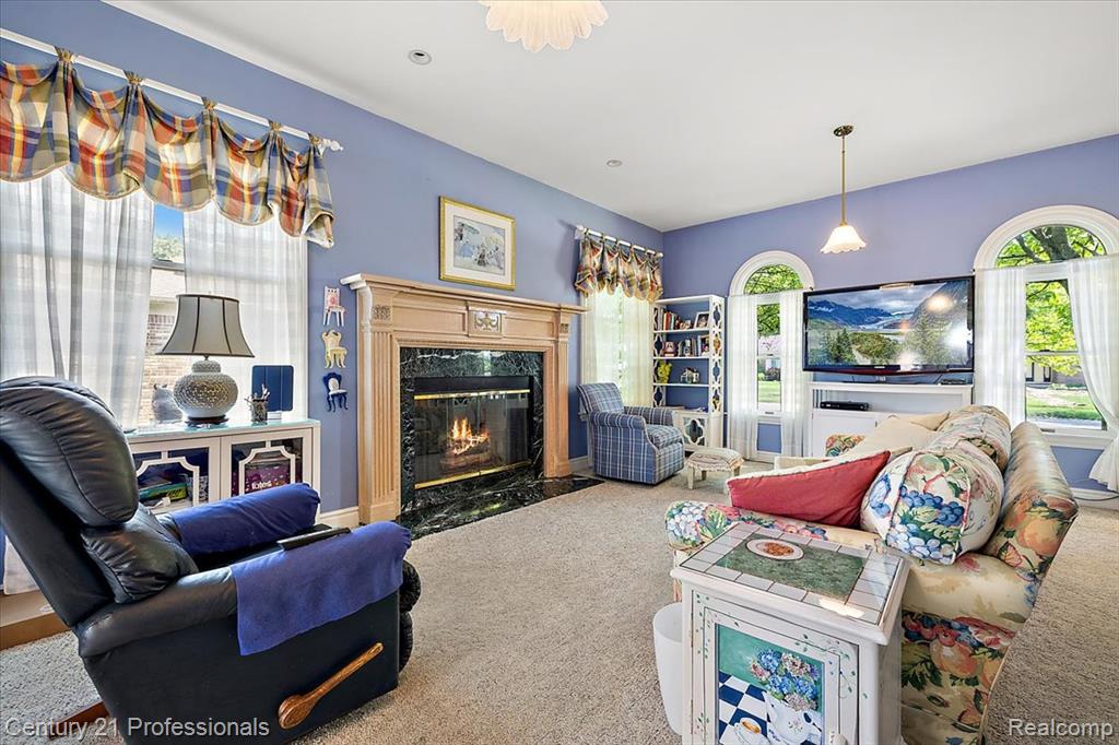 40205 Ashland Drive, Sterling Heights, MI 48313 — Photo 29