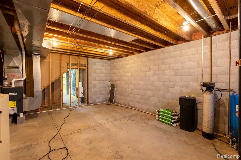7722 KILGORE Road, Greenwood, MI 48006 — Photo 31