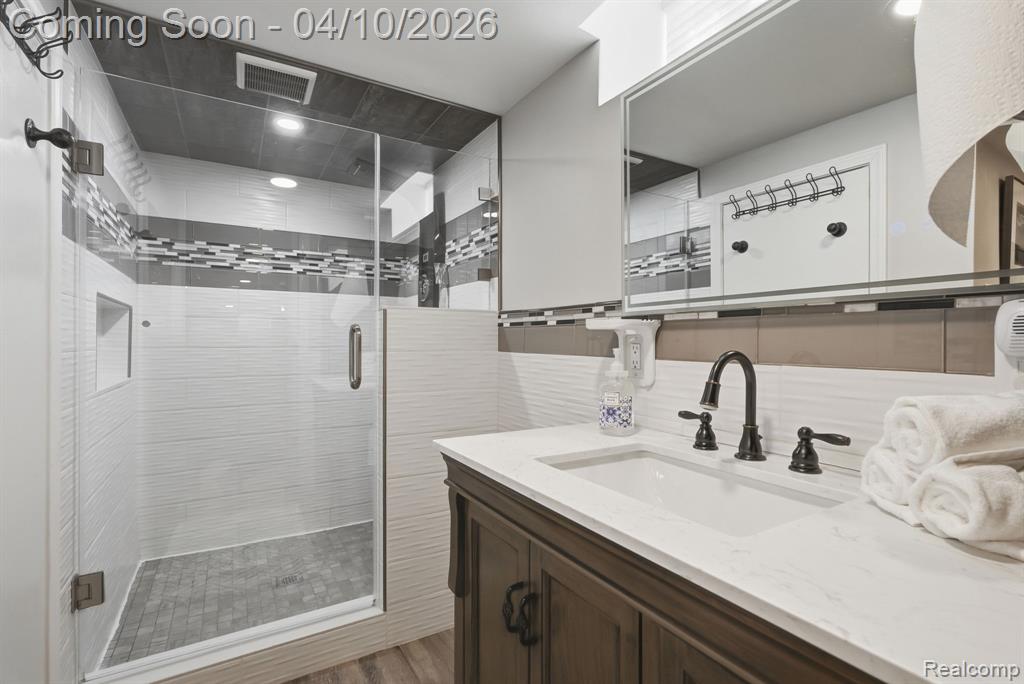 31700 Nixon Street, Beverly Hills, MI 48025 — Photo 40