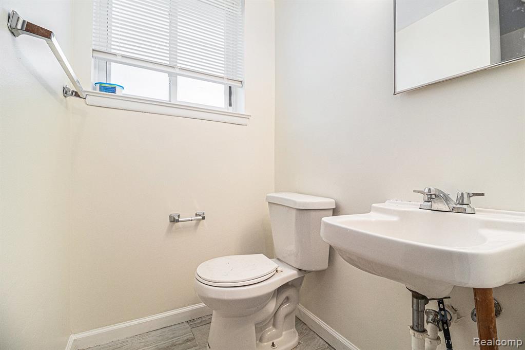 1376 MCCARTHY, Ypsilanti, MI 48198 — Photo 15