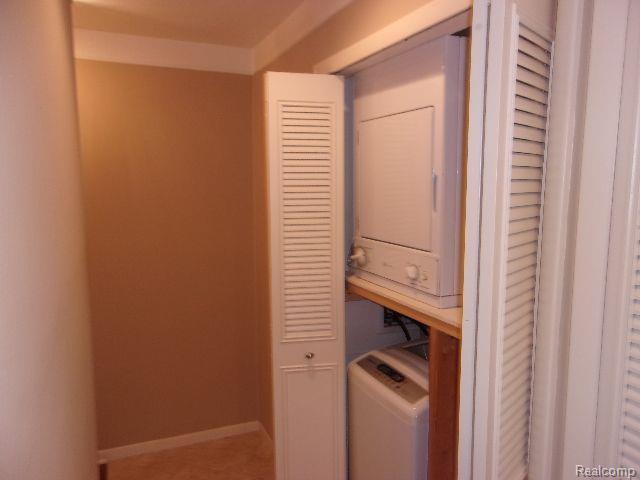 468 FOX HILLS Drive S, A-1, Bloomfield Hills, MI 48304 — Photo 9