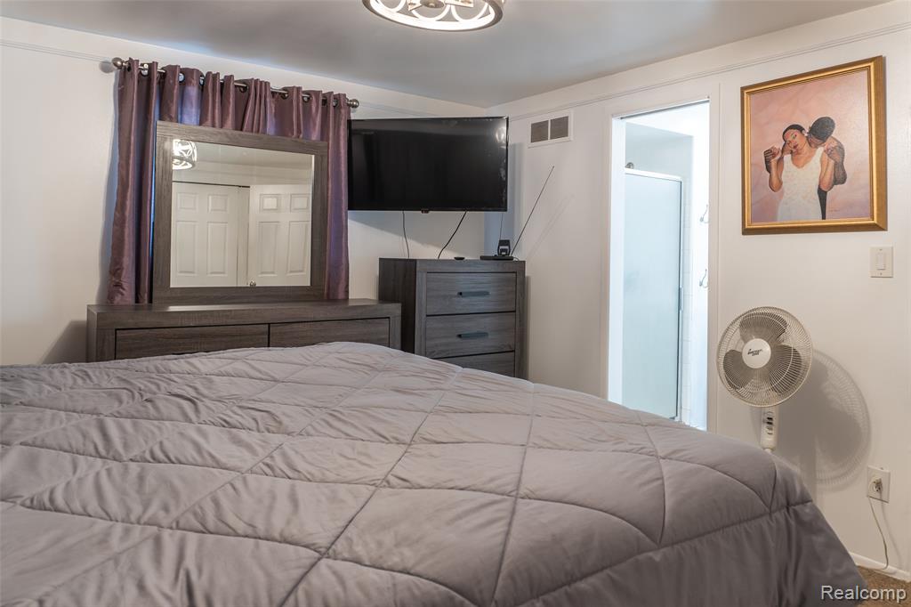 9568 Crosley, Redford, MI 48239 — Photo 24
