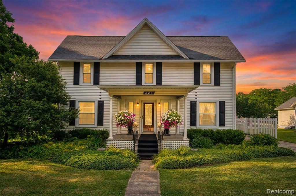 429 E Grand River Avenue, Fowlerville, MI 48836