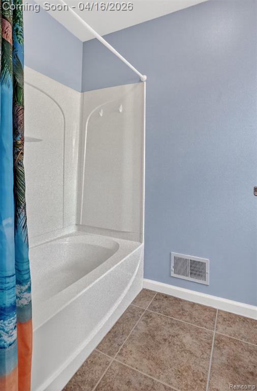 3595 Hogan Circle, Rochester, MI 48307 — Photo 24