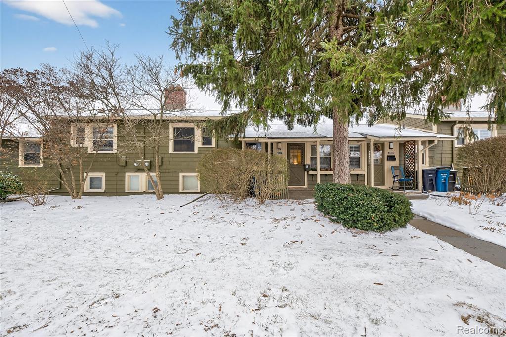 2327 Fernwood Avenue, Ann Arbor, MI 48104 — Photo 2