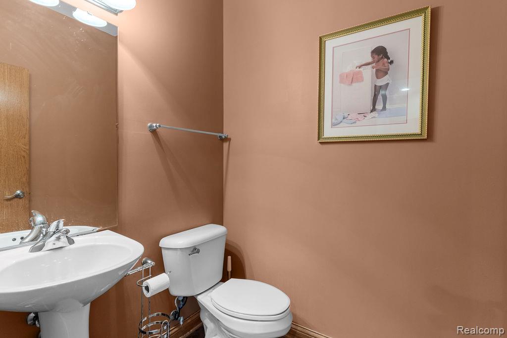 7190 Westminster Circle, Grand Blanc, MI 48439 — Photo 31