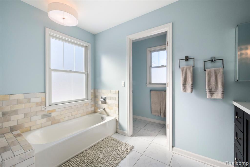 551 Auburn, Plymouth, MI 48170 — Photo 25