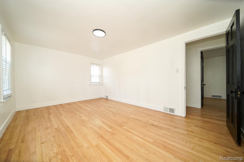 243 Newport Street, Detroit, MI 48215 — Photo 49