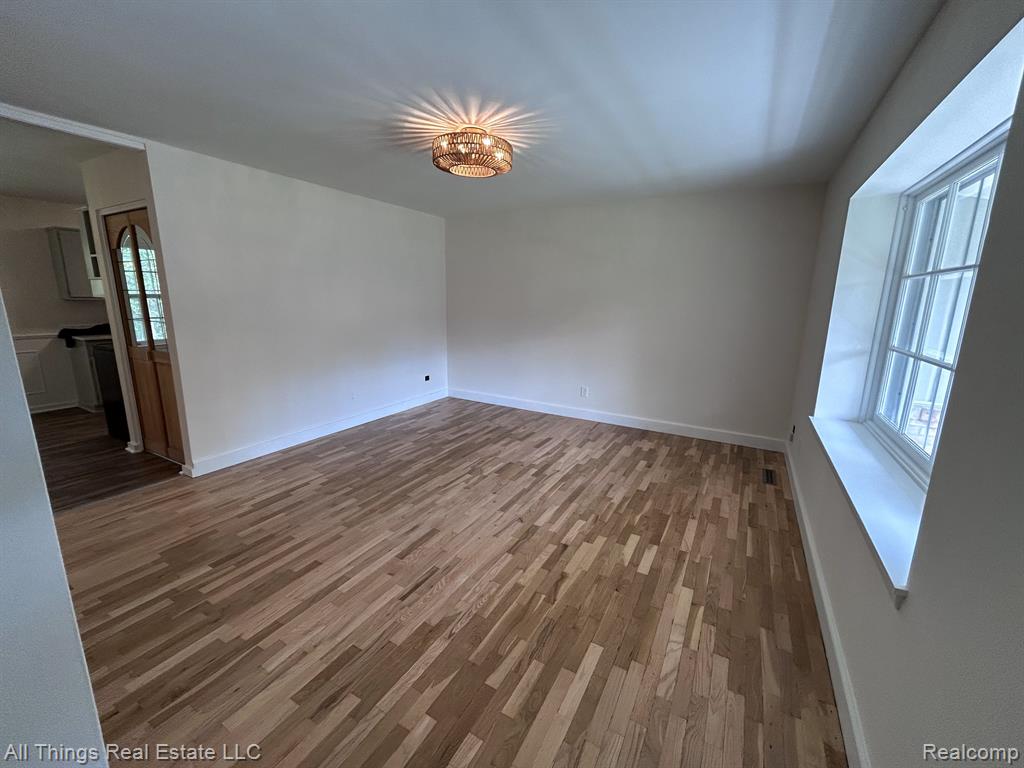 6037 BROOKWOOD Drive, Burton, MI 48509 — Photo 3