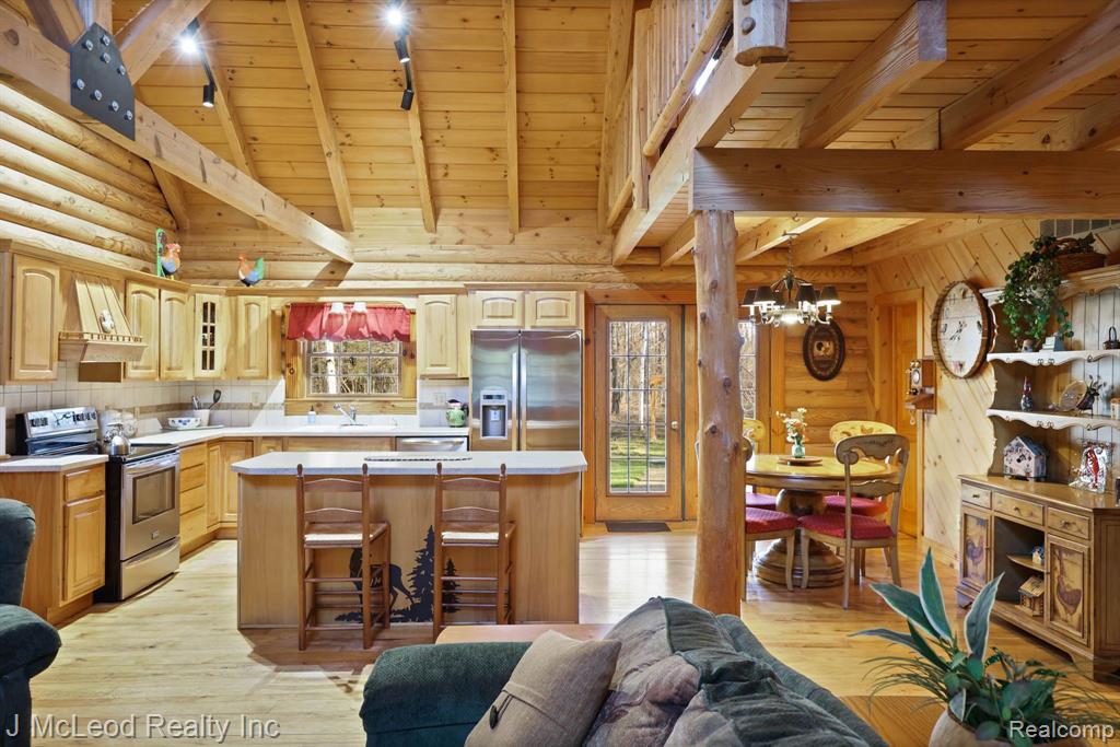 6939 TWIN CREEK Drive, Millington, MI 48746 — Photo 16