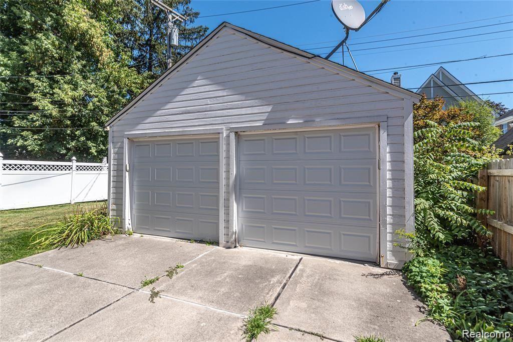 941 Chester Street, Birmingham, MI 48009 — Photo 22