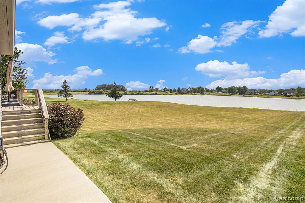 2660 Bay Point Court, Imlay City, MI 48444 — Photo 33