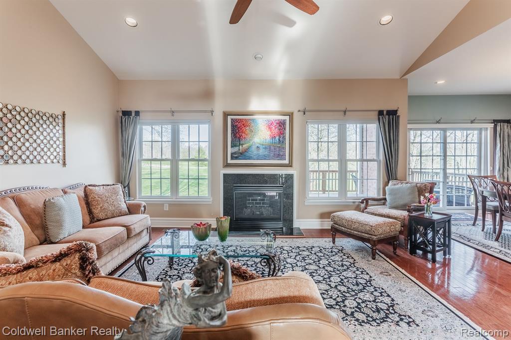 26270 VALHALLA Drive, Farmington Hills, MI 48331 — Photo 12