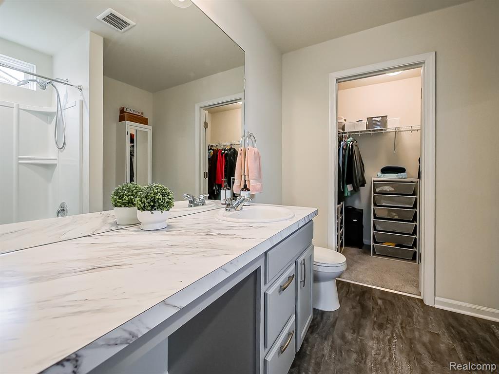 8640 Quincy Drive, Westland, MI — Photo 23
