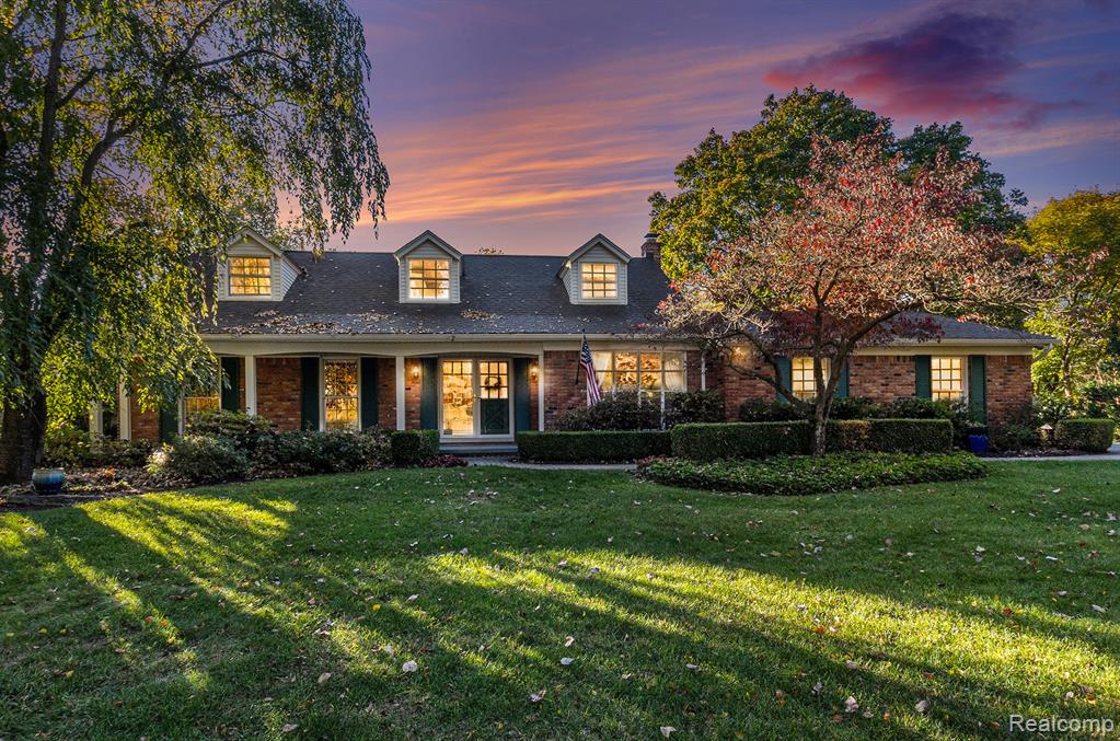 4597 Broughton Drive, Bloomfield Hills, MI 48301 — Photo 2
