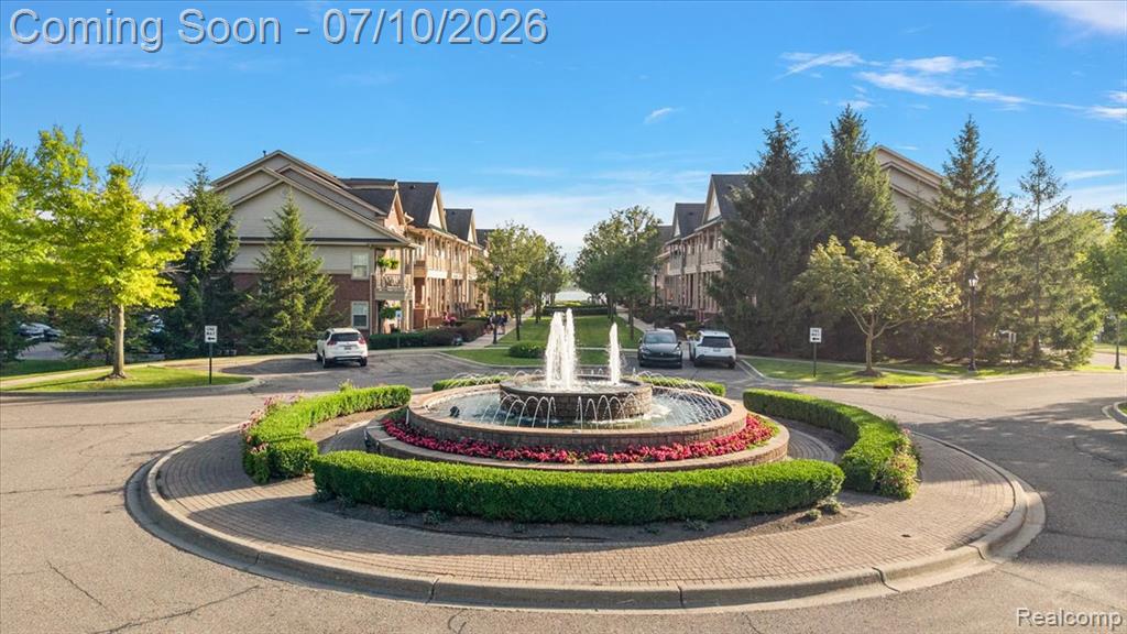456 Boardwalk Drive, Walled Lake, MI 48390 — Photo 38