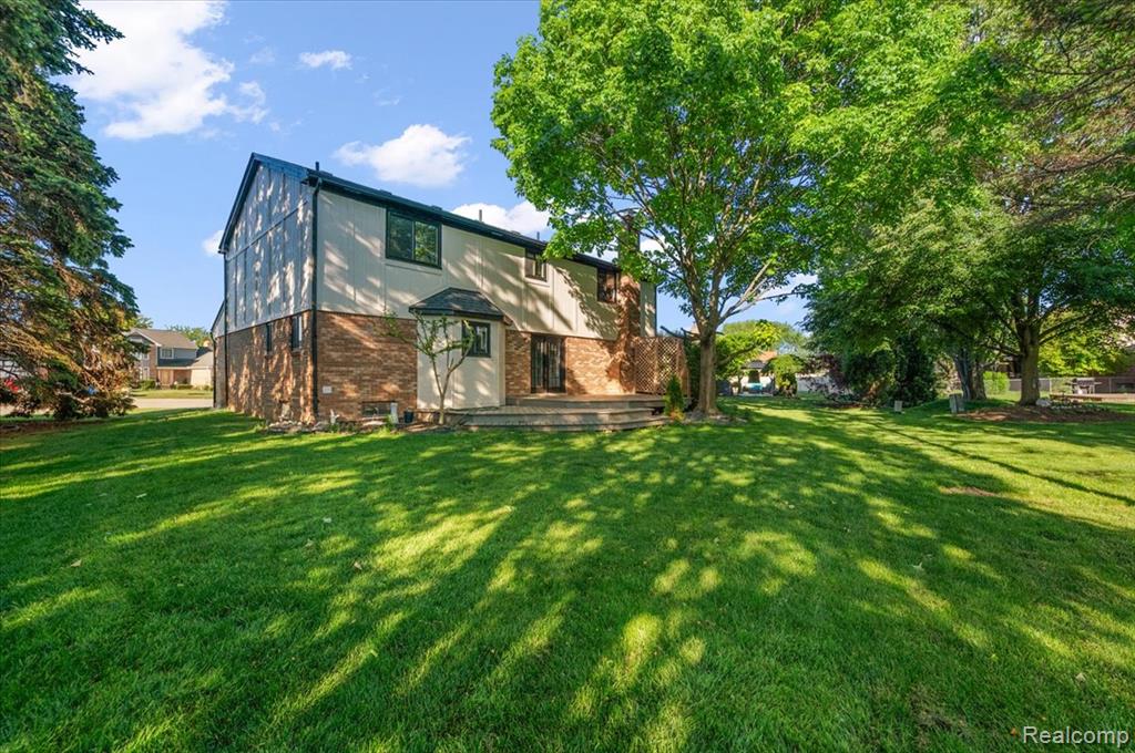 48156 Virginia Court, Macomb, MI 48044 — Photo 3
