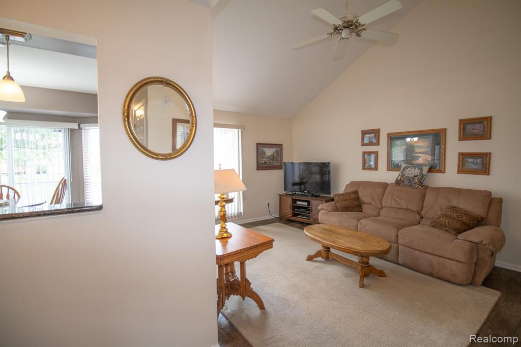 4102 Hunters Circle E, Canton, MI 48188 — Photo 8