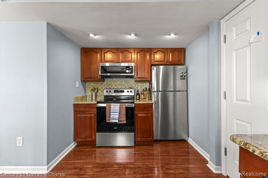 4400 HIGHFIELD Road, Waterford, MI 48329 — Photo 15