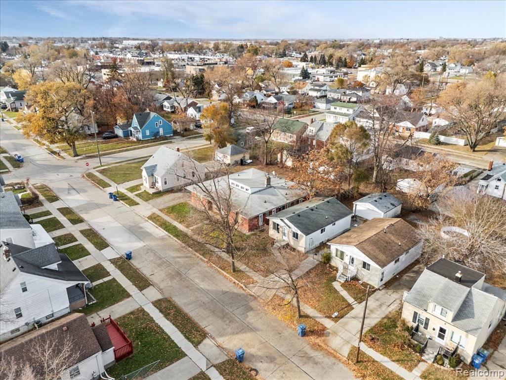 8225 Cadillac Avenue, Warren, MI 48089 — Photo 10