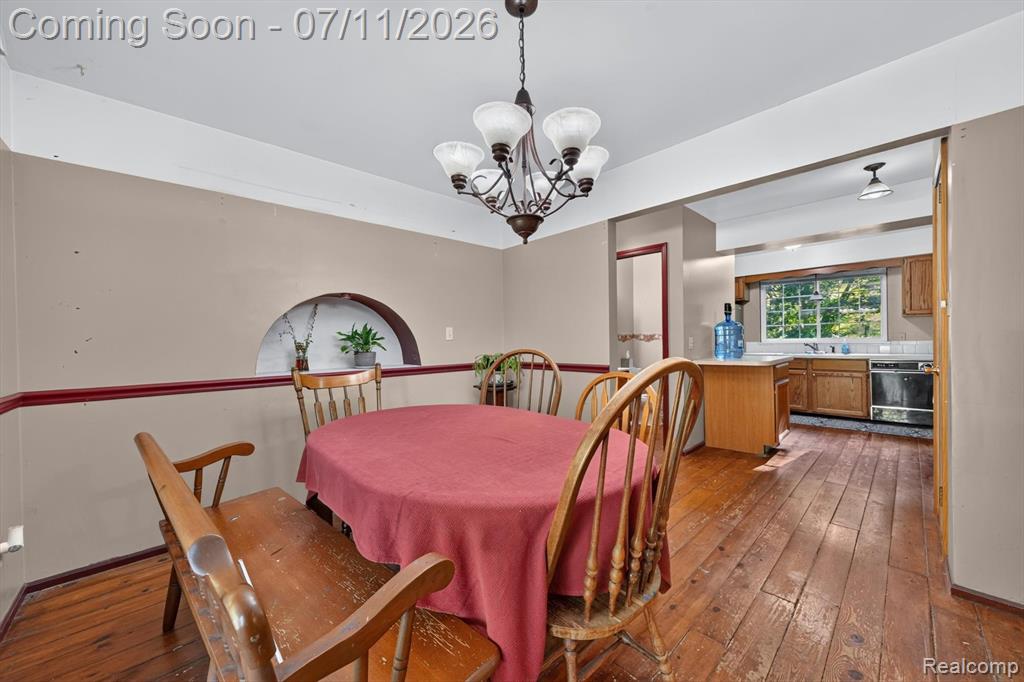 4430 N Center Road, Flint, MI 48506 — Photo 8