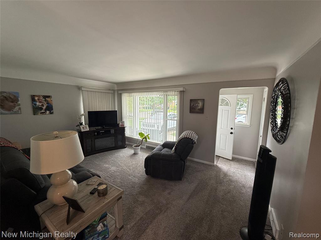8983 Quandt Avenue, Allen Park, MI 48101 — Photo 15