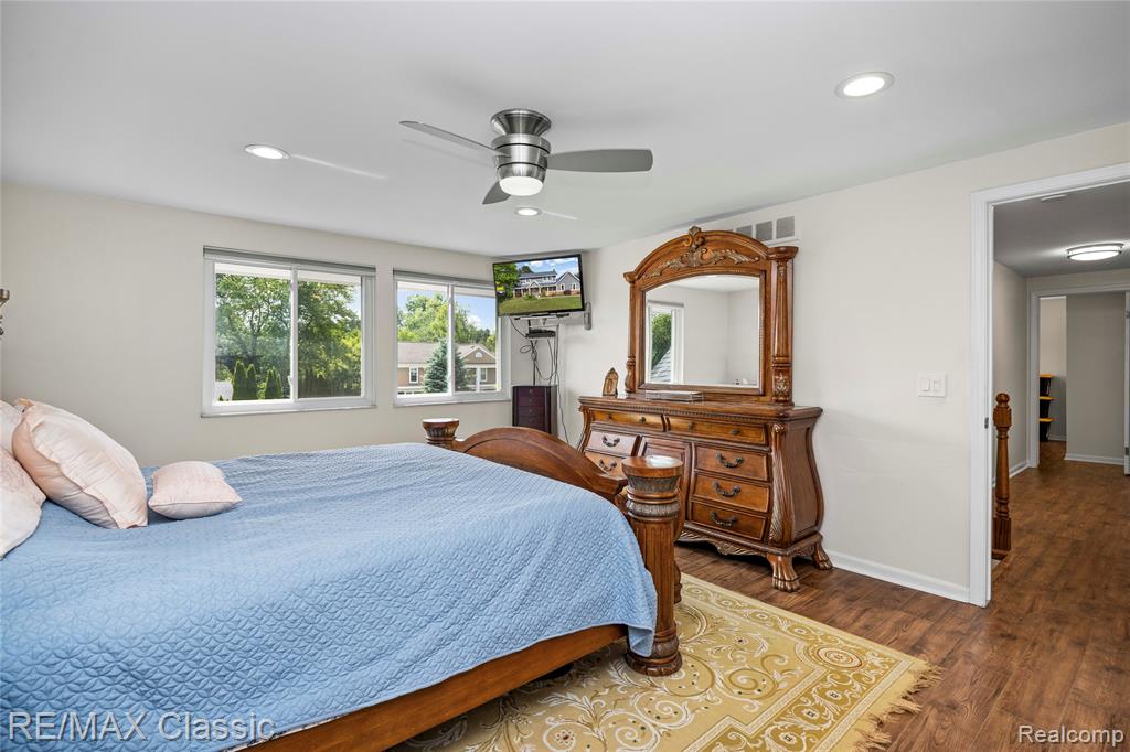 5651 Warrenshire Drive, West Bloomfield, MI — Photo 22