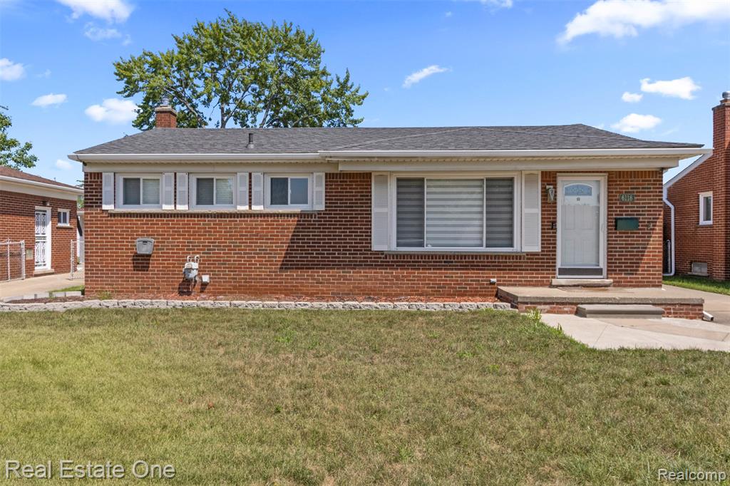 6118 Amboy Street, Dearborn Heights, MI 48127 — front exterior