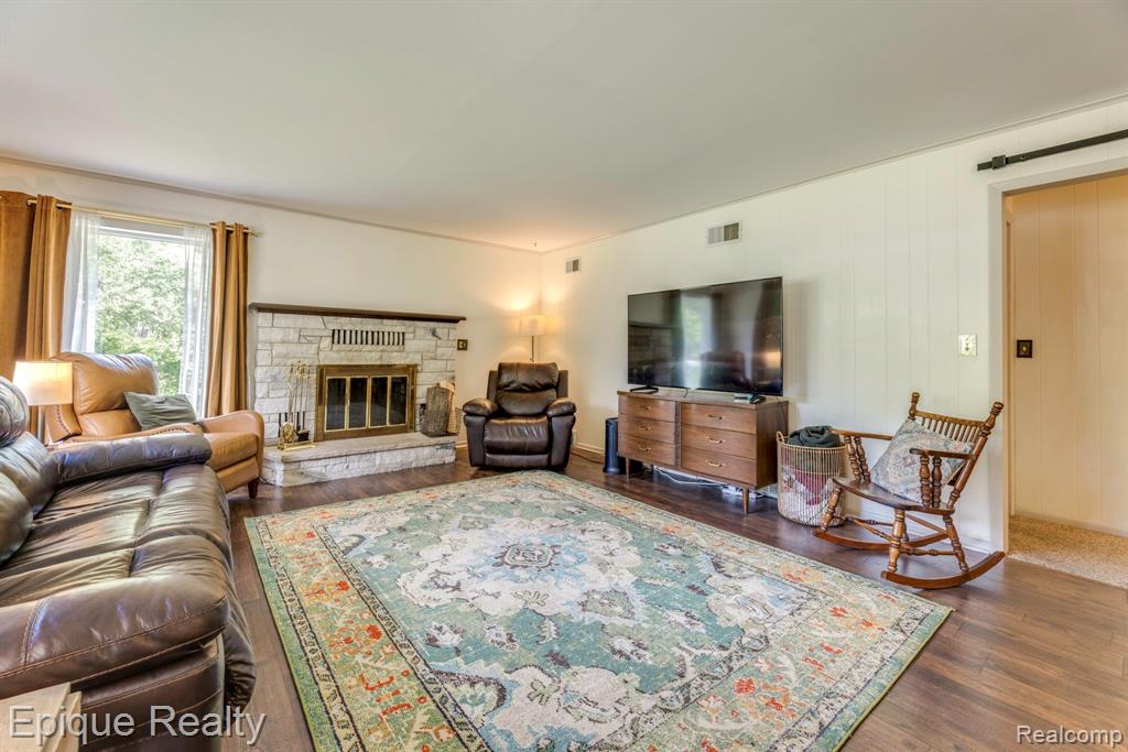 3750 Parker Road, Fort Gratiot, MI 48059 — Photo 14