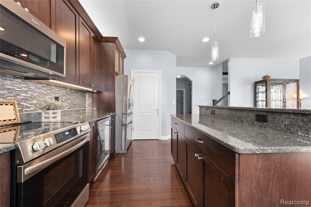 801 Watersmeet Drive, Oxford, MI 48371 — Photo 25
