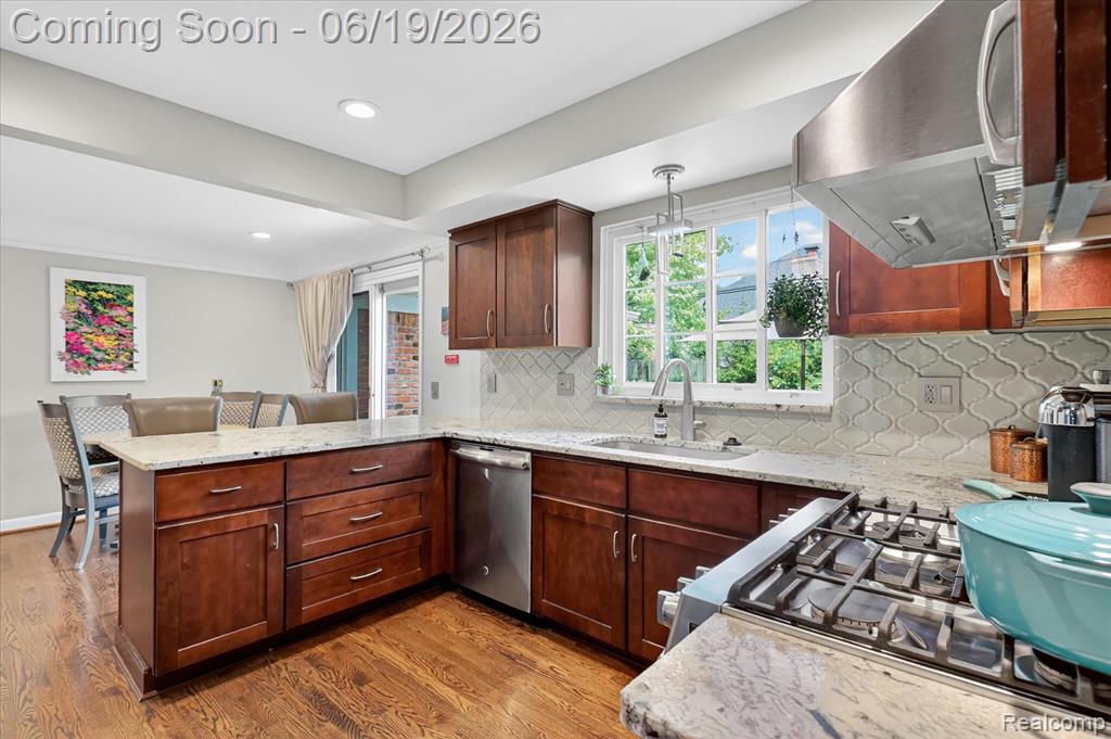 19780 Edshire Lane, Grosse Pointe, MI 48236 — Photo 9