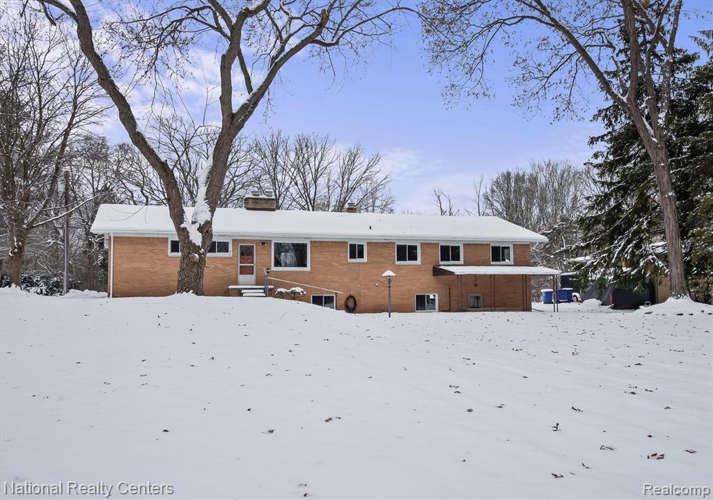 4264 Woodstock Road, Waterford, MI 48328 — Photo 46