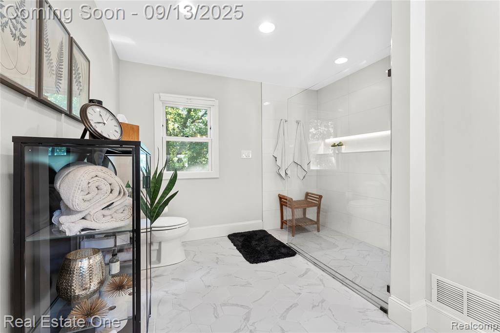 9175 Byromar Lane, Grosse Ile, MI 48138 — Photo 26