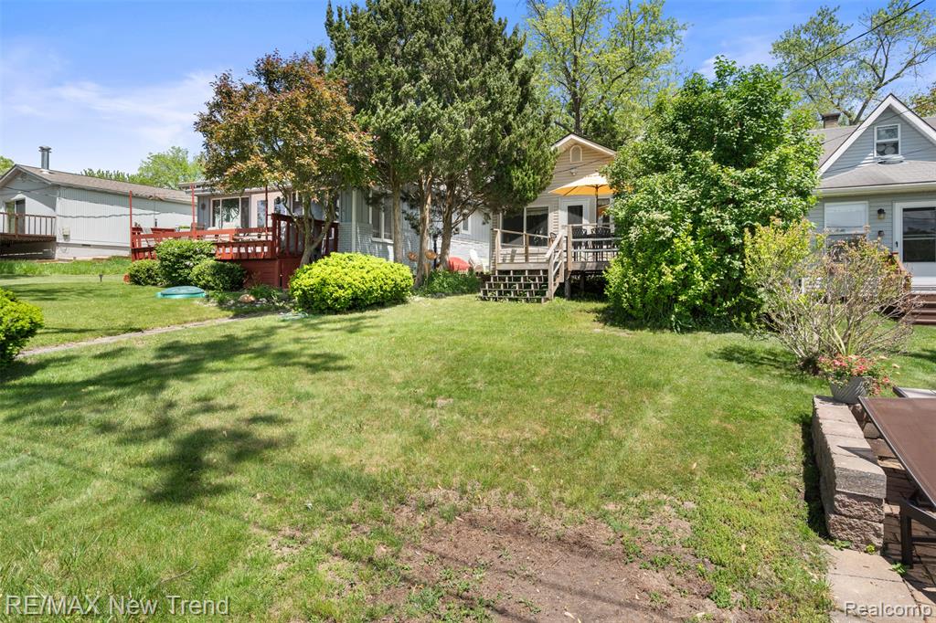 4044 Fieldview Avenue, West Bloomfield, MI 48324 — Photo 38