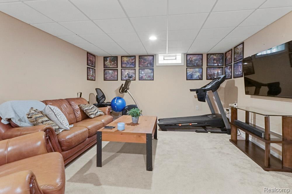 9450 SANDLEWOOD Court, Whitmore Lake, MI 48189 — Photo 43