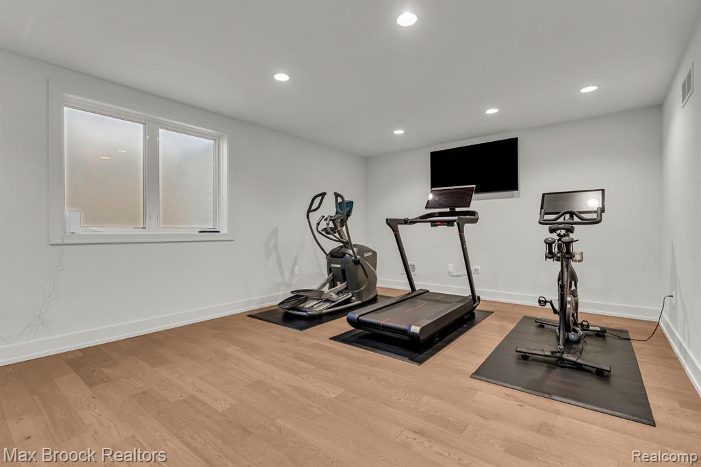 4887 WYE OAK Road, Bloomfield Hills, MI 48301 — Photo 43