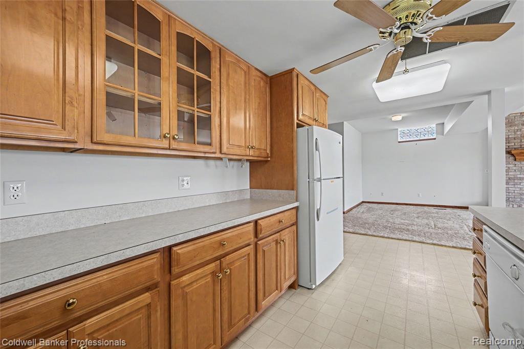 7351 Locklin, West Bloomfield, MI 48324 — Photo 29