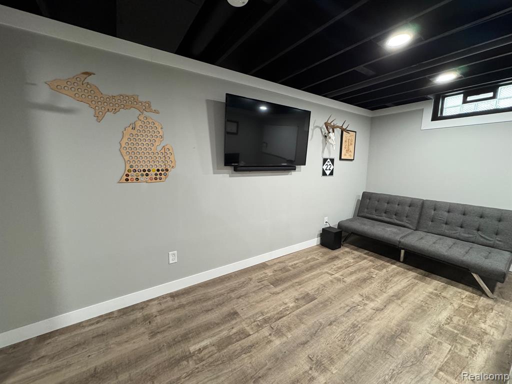 5851 Kingfisher Lane, Clarkston, MI — Photo 52